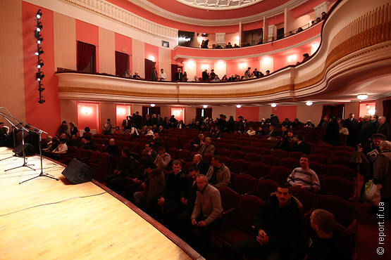 Концертний зал Івано-Франківської обласної філармонії. Фото з сайту:  http://news.if.ua