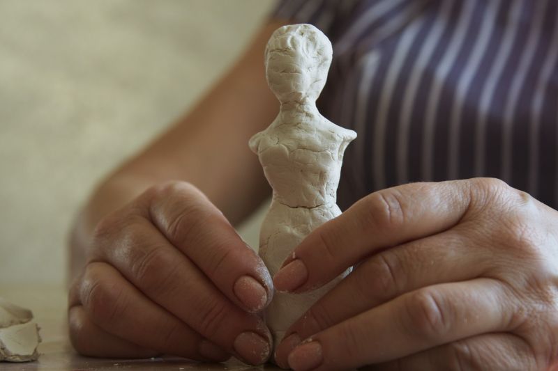 Українські режисерки та продюсерки працюють над фільмом про солідарність жінок у боротьбі з сексуальними злочинами російських військових 