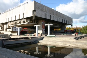 24 серпня на сходинках Харківського національного театру опери та балету ім. Лисенка відбудеться урочистий концерт з нагоди Дня міста та Дня незалежності України 