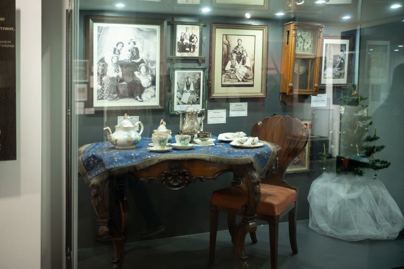 «Щедрик» як світовий символ Різдва: в Музеї історії міста Києва відкрили нову виставку 