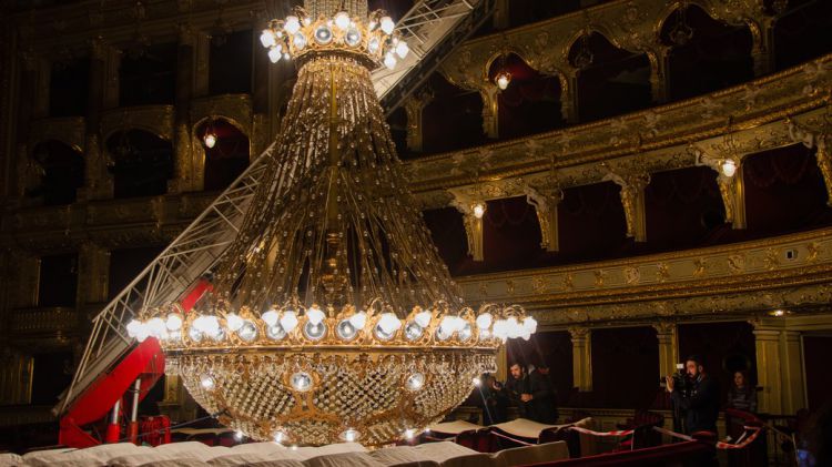 Люстрова церемонія відбулася в Одеській опері